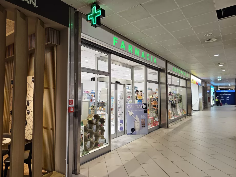 Apotheke, BLQ Flughafen