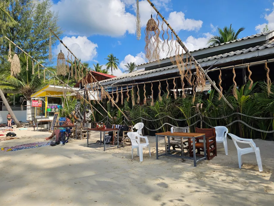 Salat Strand, Restaurant
