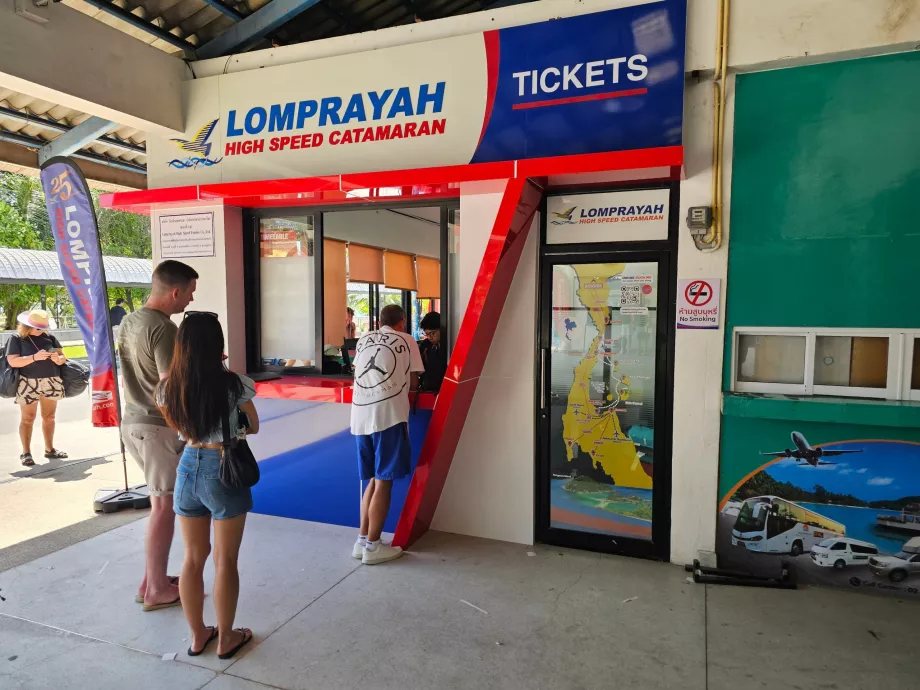 Kai von Thong Sala, Fahrkartenschalter