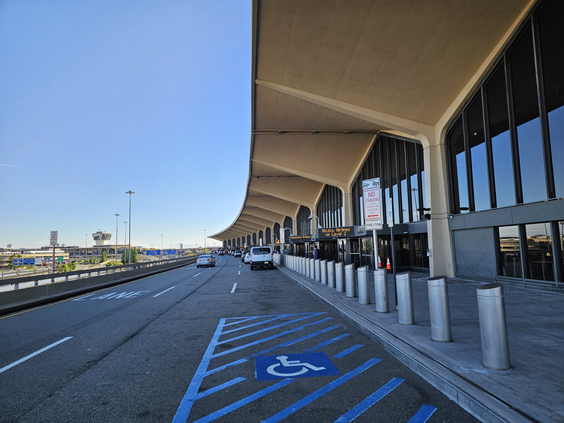 Von Flughafen New Yark Nach Hotel Parker New York www.cestee.de