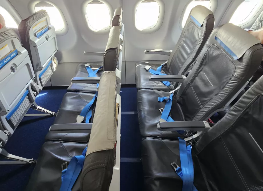 Sitze in der Economy-Klasse, Airbus A320
