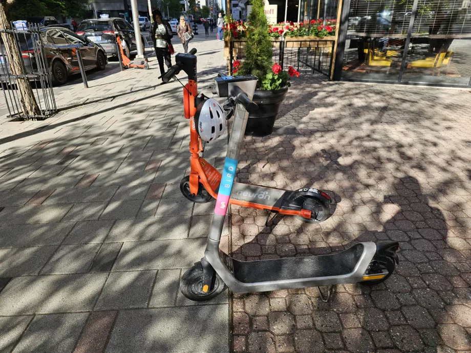 Gemeinsame Motorroller