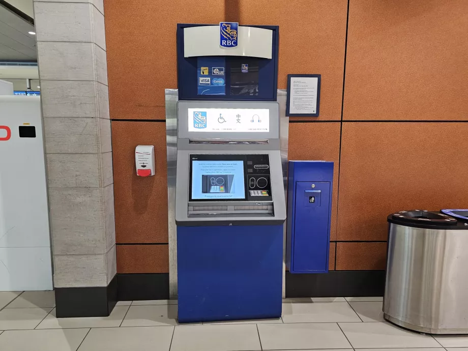 RBC ATM in der Abflughalle