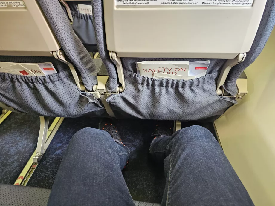 Beinfreiheit im Dash 8-200