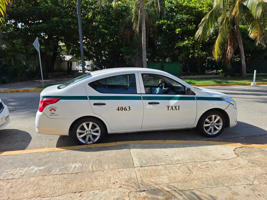 Offizielles Taxi in Cancún