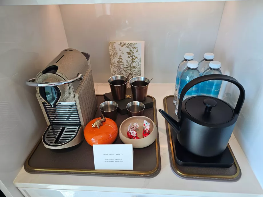 Kaffeemaschine und Wasserkocher