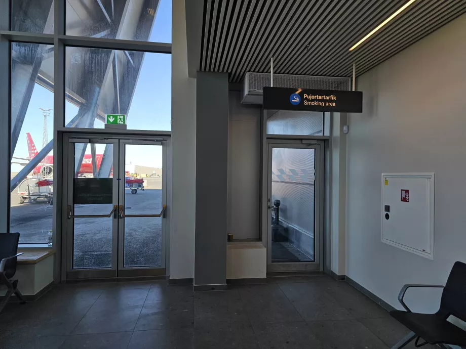 Raucherzimmer im Transitbereich