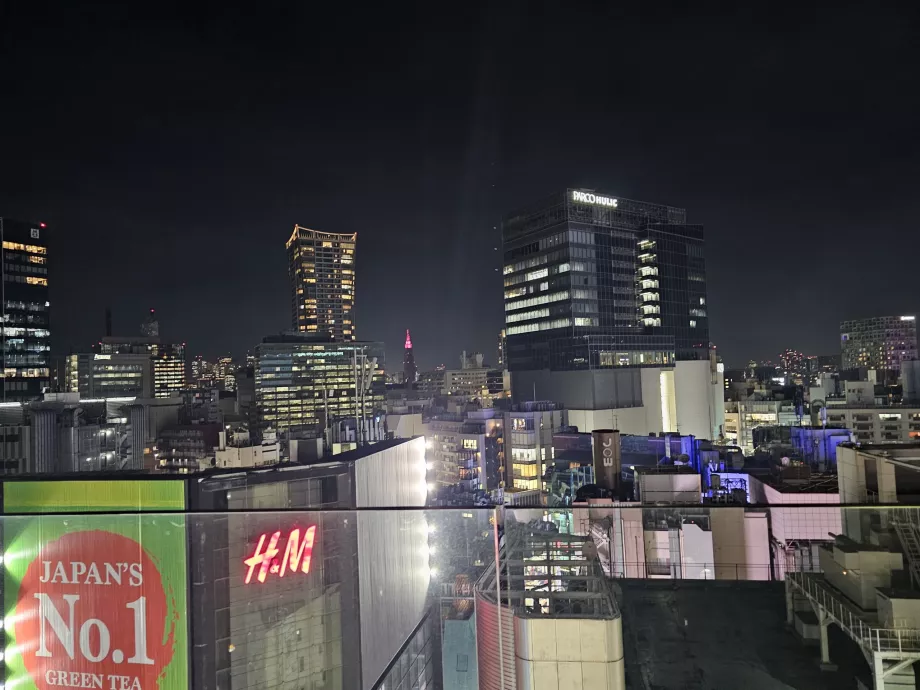 Außenterrasse des Restaurants Gallery 11