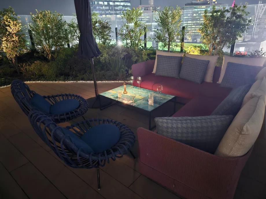 Außenterrasse des Restaurants Gallery 11