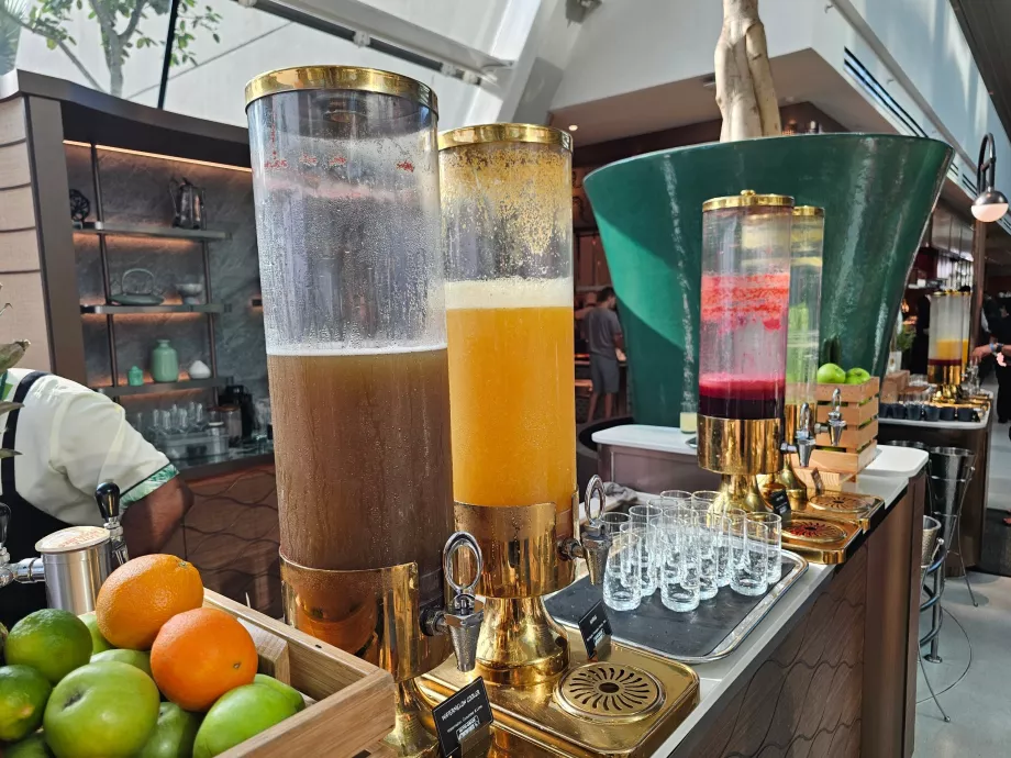 Frühstück im Restaurant Rise