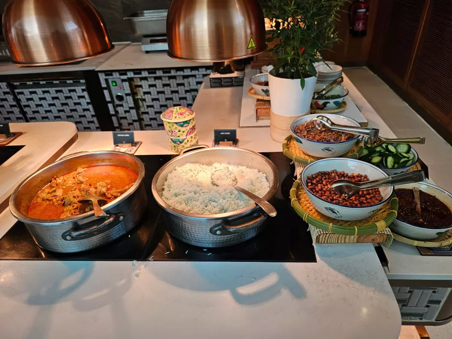 Frühstück im Restaurant Rise