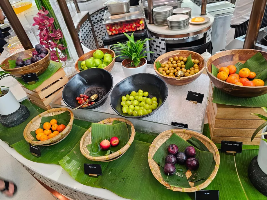 Frühstück im Restaurant Rise