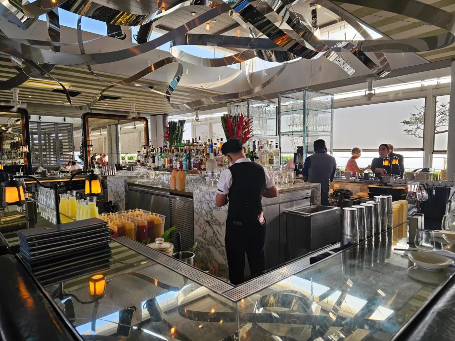 Frühstück in der Spago Bar