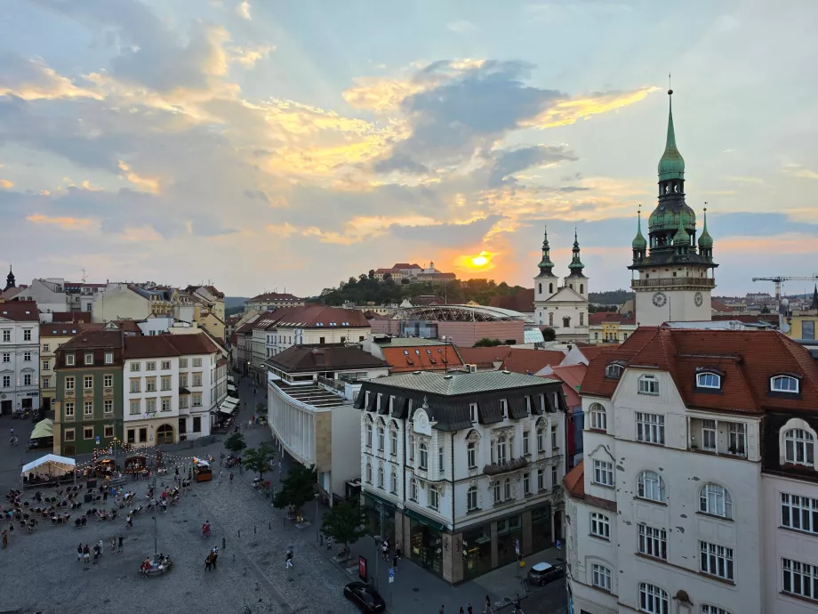 Sonnenuntergang, gesehen von den Balkonen des Turms
