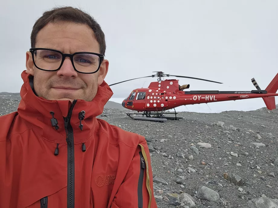 Christopher mit Hubschrauber