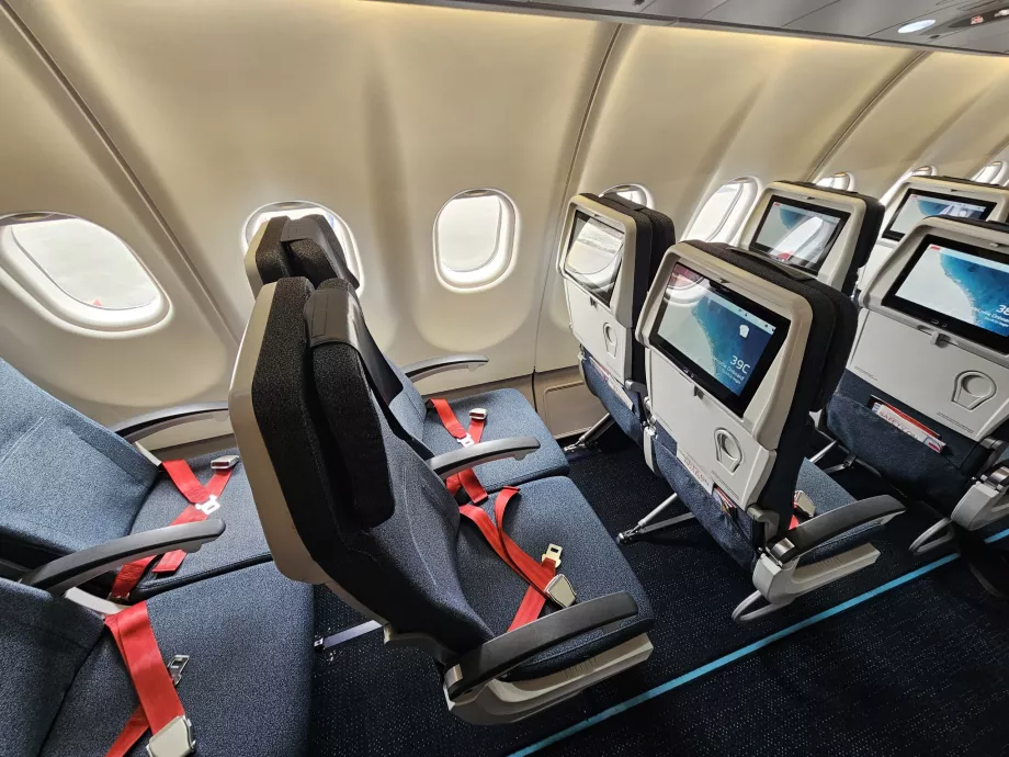 Sitze in der Economy Class