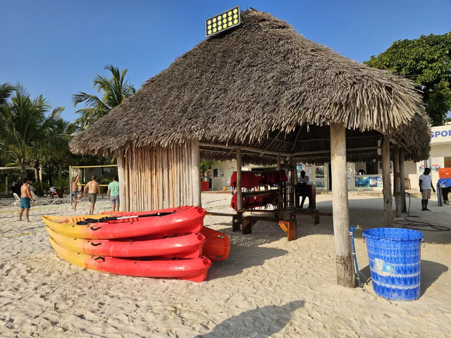 Wassersport am Strand von Kendwa