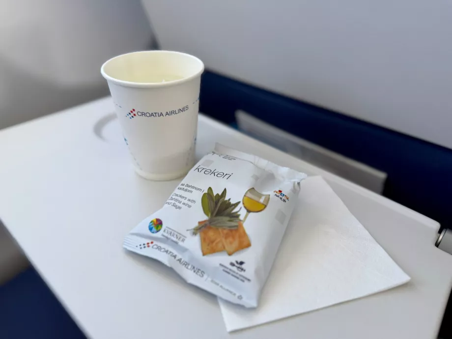 Erfrischungen auf dem Flug PRG-ZAG Croatia Airlines