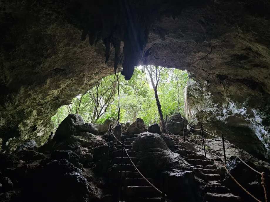 Kuza-Höhle