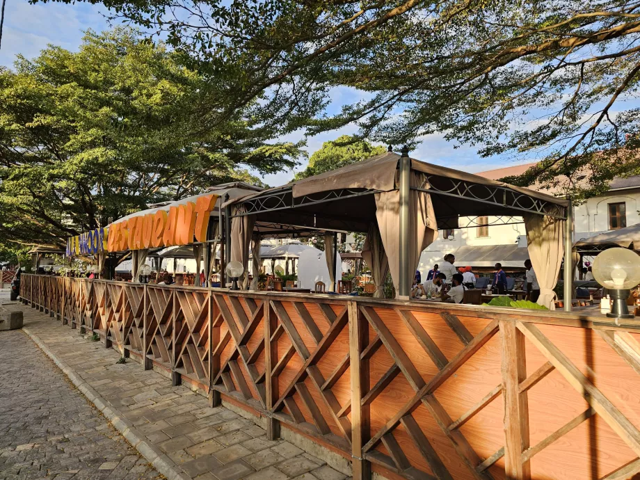 Luxus-Restaurant, Darajani Souk