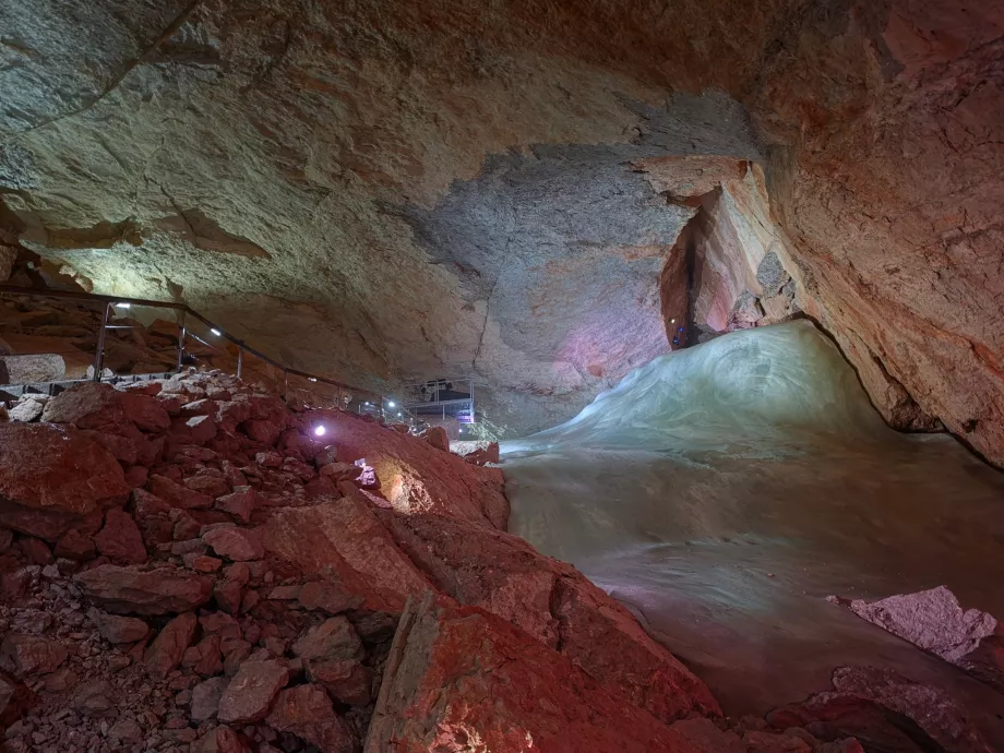 Eishöhle