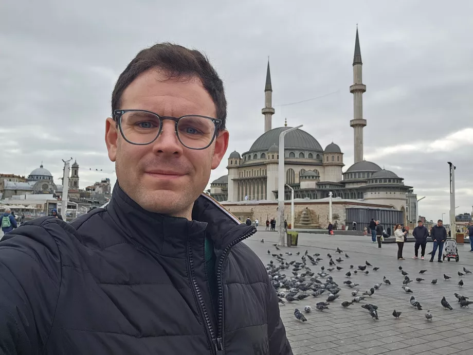 Ich auf dem Taksim-Platz