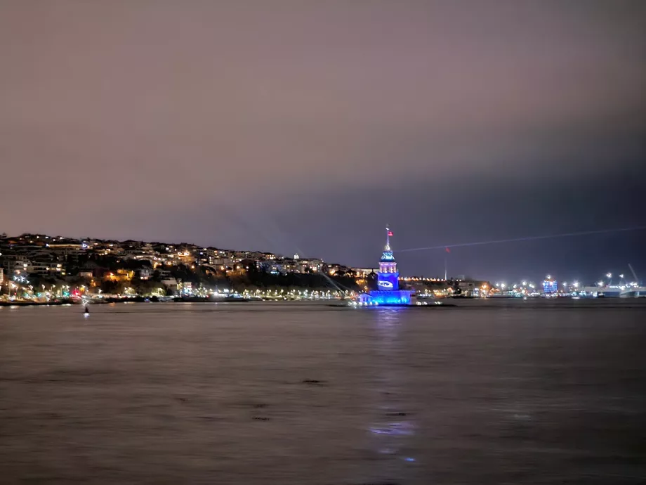 Nachtfahrt mit der Fähre