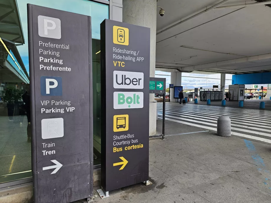 Wegbeschreibung zu den Abholstellen von Uber und Bolt