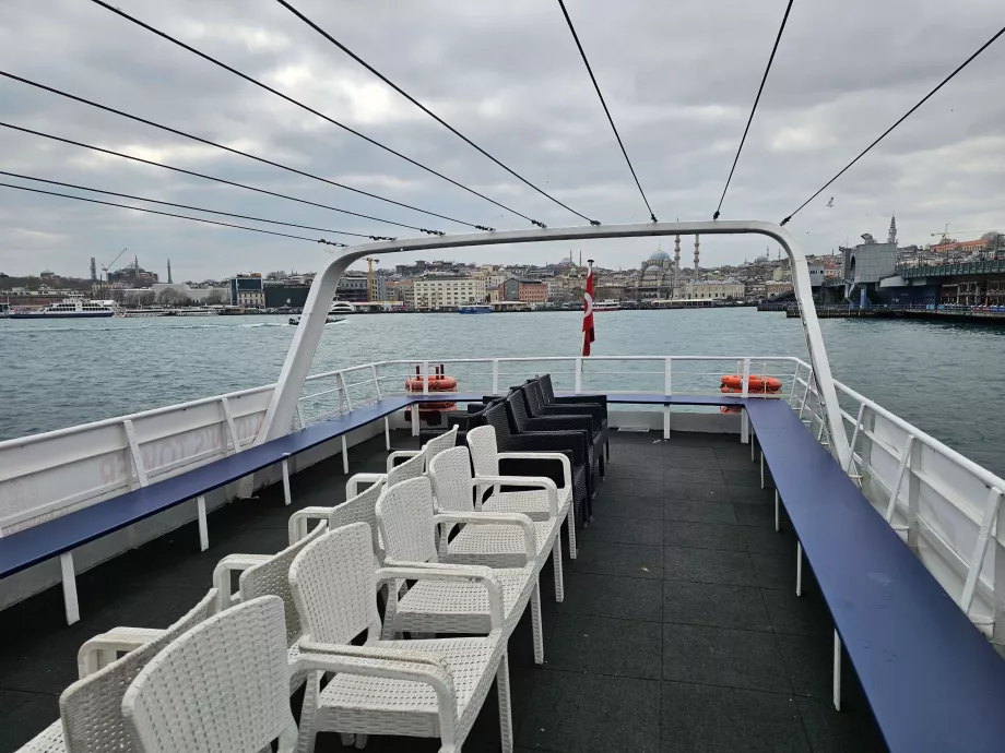 Oberdeck des Schiffes auf dem Maiden Tower