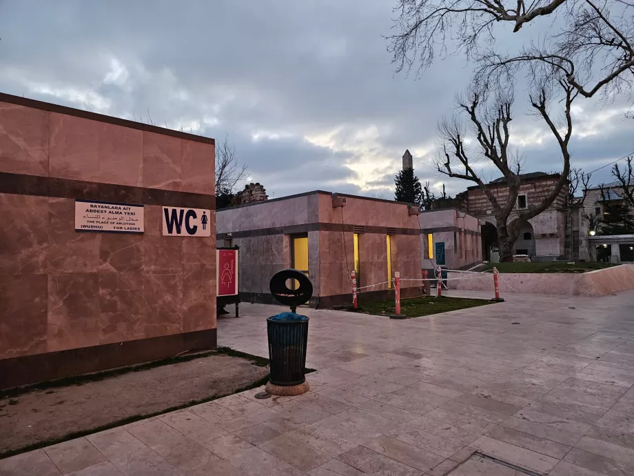 Toiletten in der Blauen Moschee