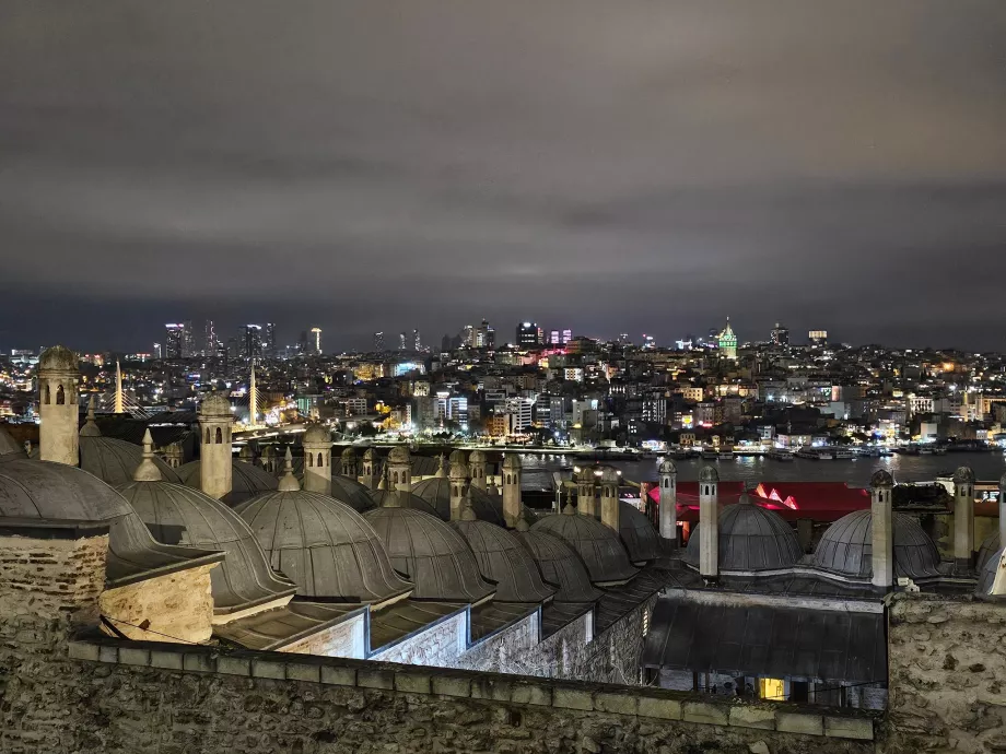 Suleiman-Moschee, Blick auf Istanbul