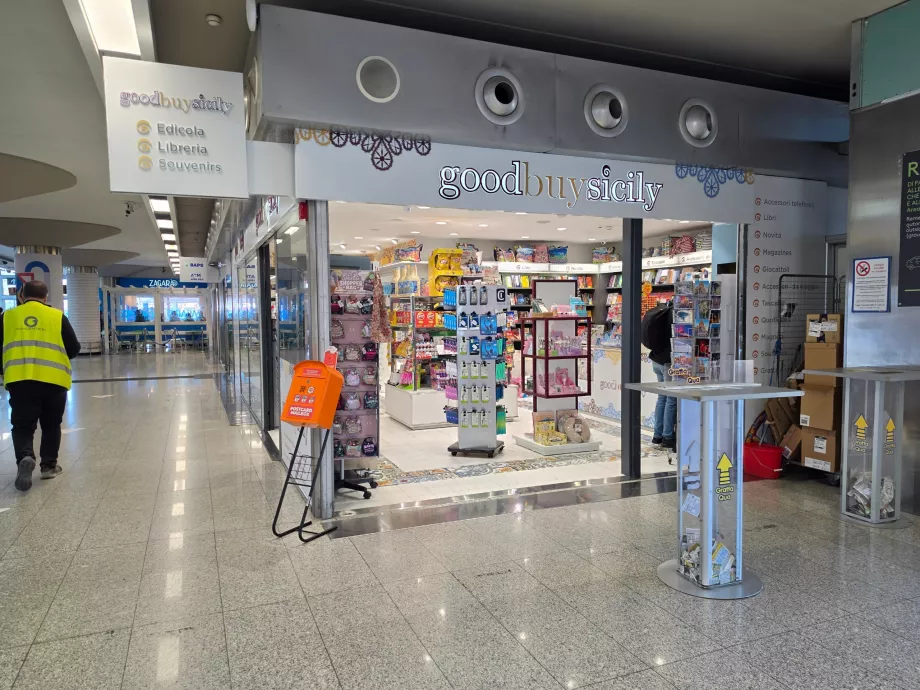 Souvenirshop - öffentlicher Teil