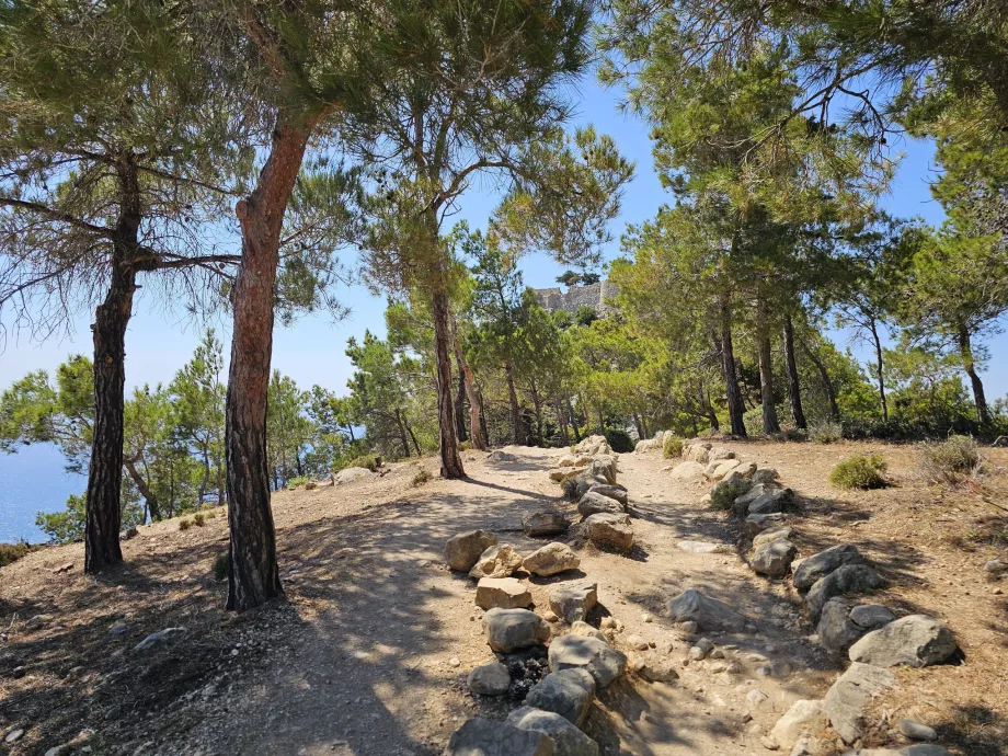 Burg Monolithos