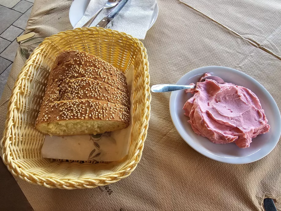Salat mit Fischrogen