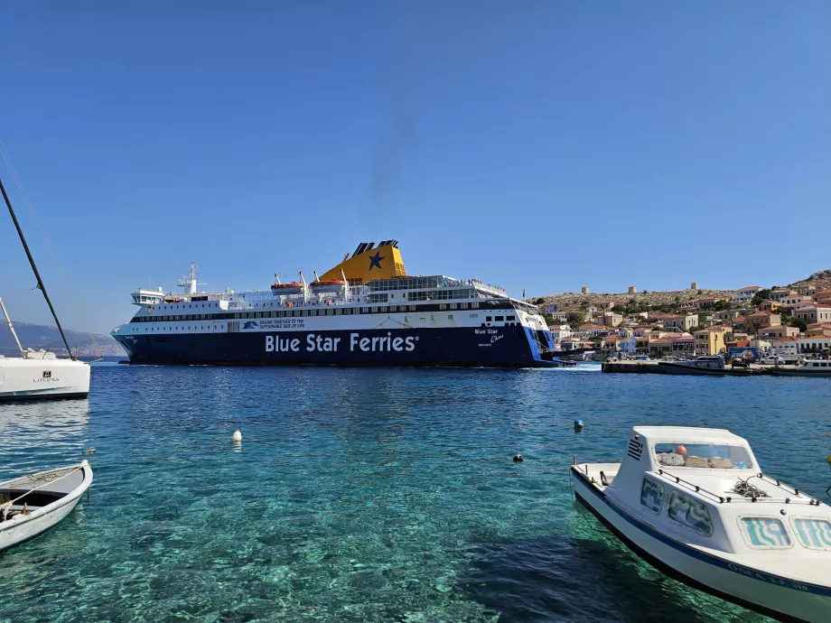 Schiff Blue Star Ferries