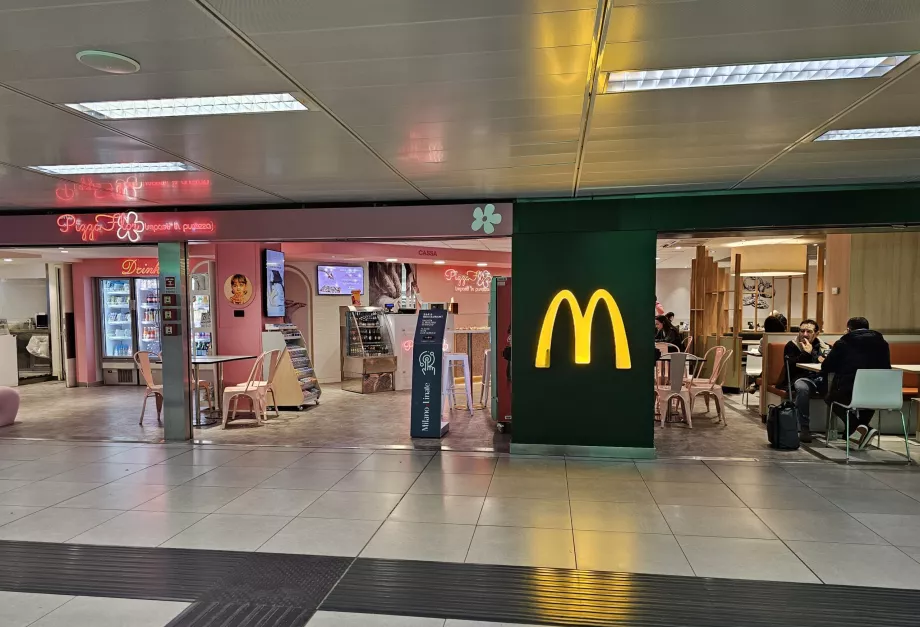 McDonald's, öffentlicher Bereich