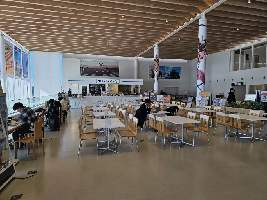 Café, öffentlicher Teil