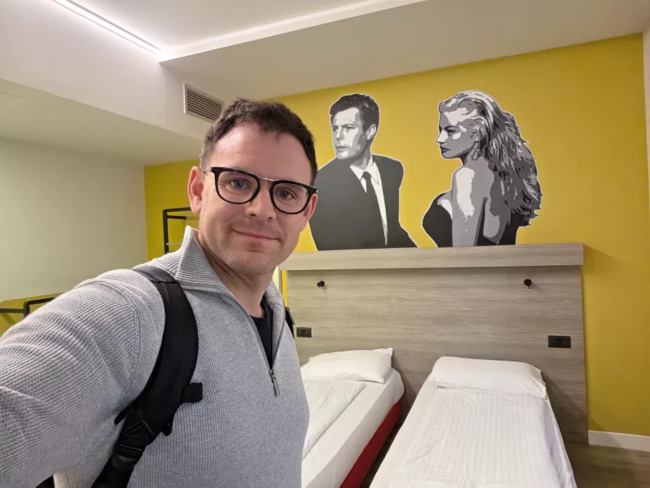 Ich im Hotel Meininger