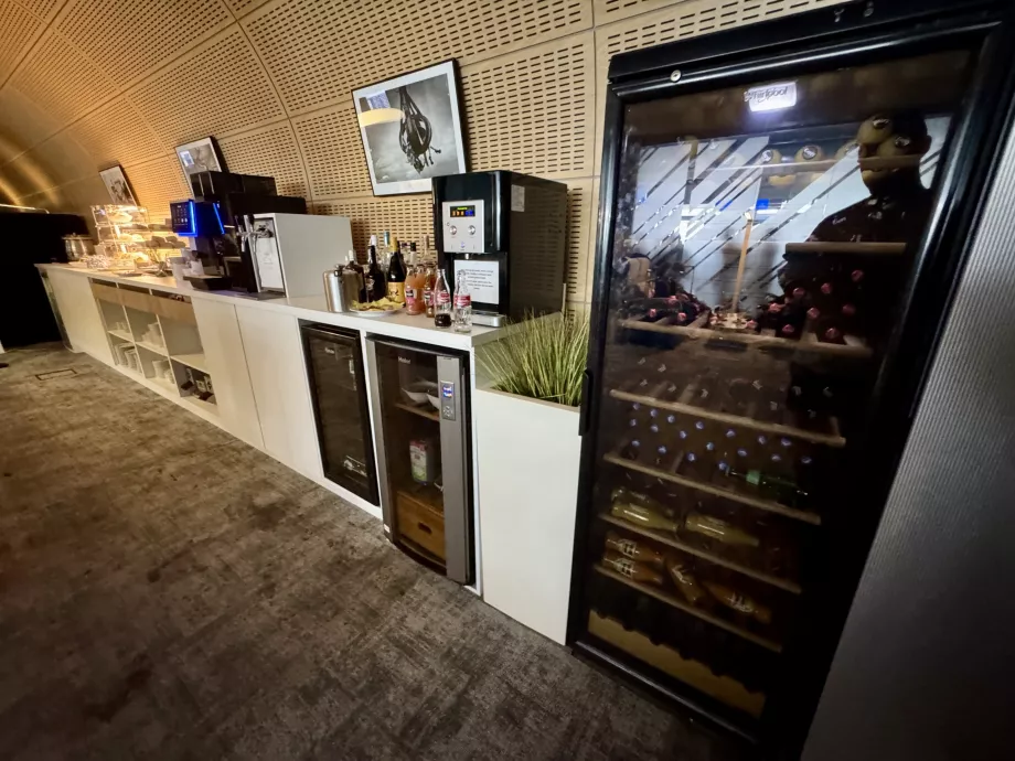 Kühlschrank mit gekühlten Getränken