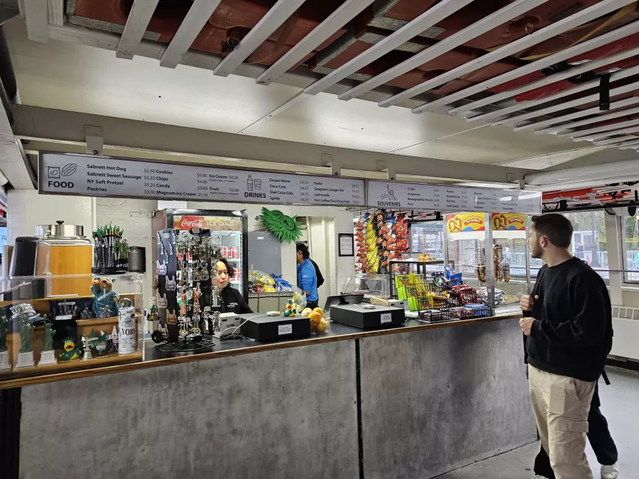 Bistro auf dem Schiff