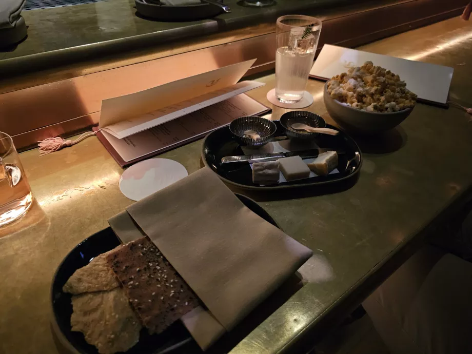 Erfrischungen im Obergeschoss