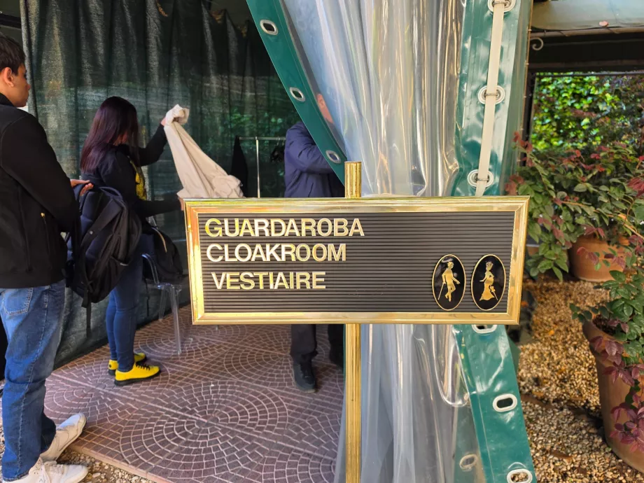 Galleria Colonna, Gepäckaufbewahrung