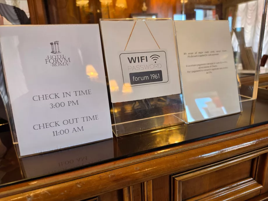 Wi-fi und Informationen zum Einchecken und Auschecken