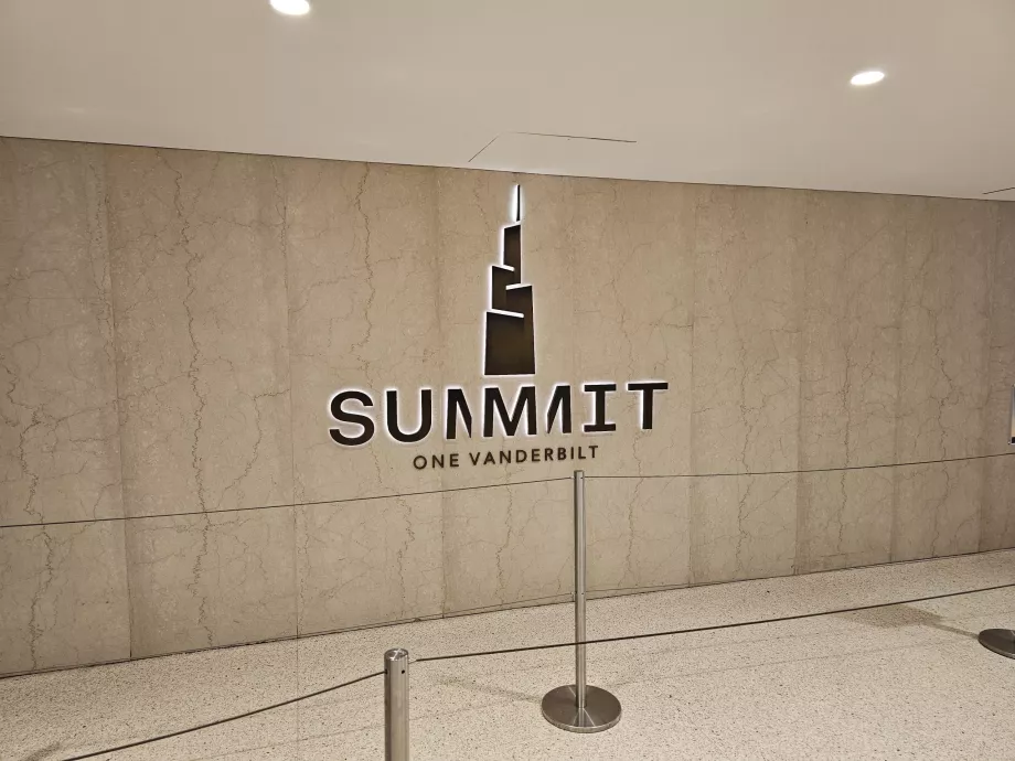 Summit One Vanderbilt, innerer Eingang