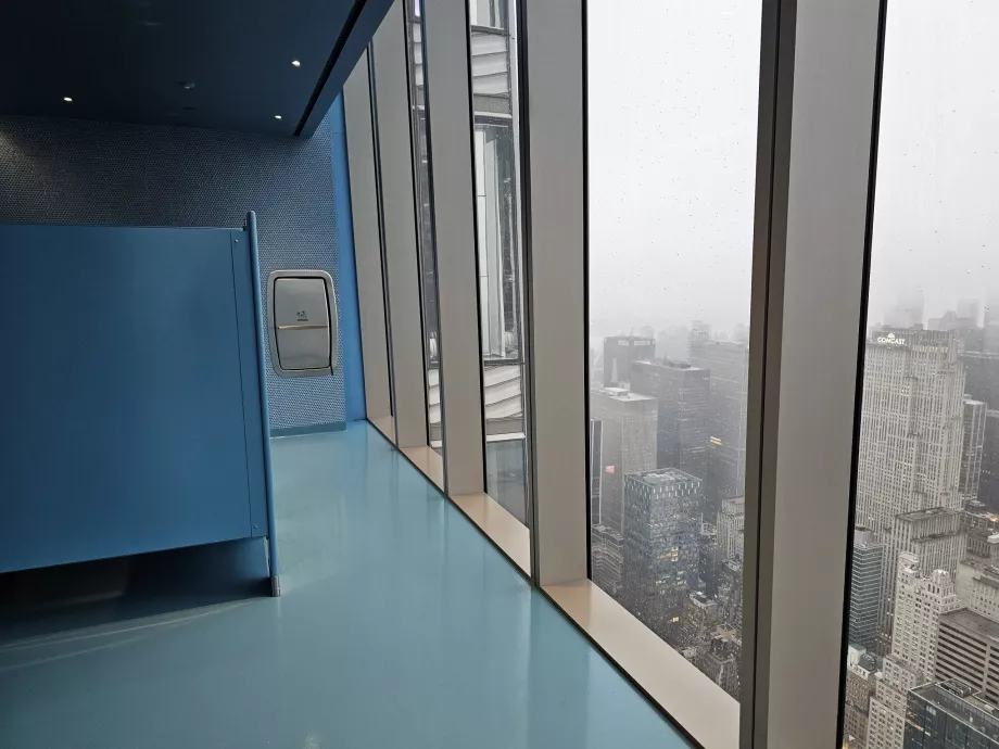 Summit One Vanderbilt, Bäder mit Aussicht