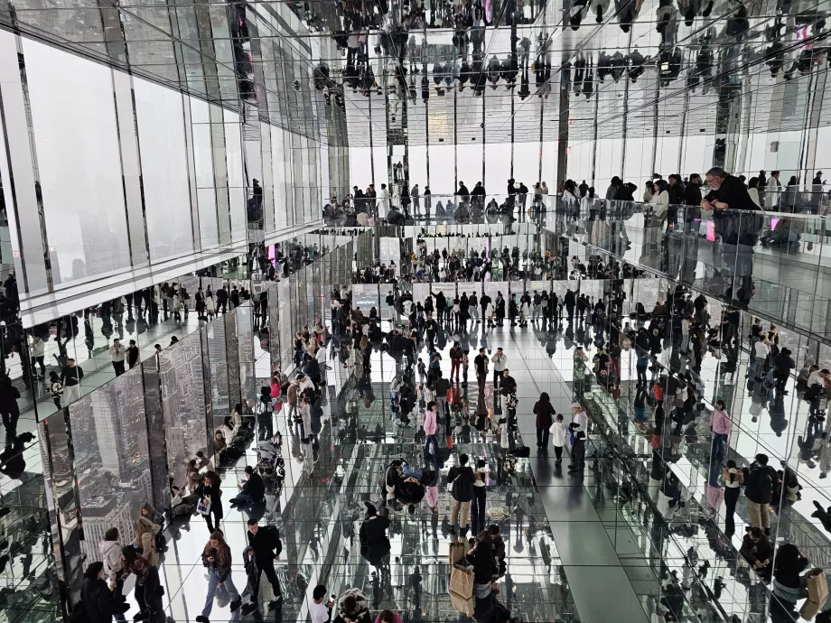 Summit One Vanderbilt, Spiegelsaal