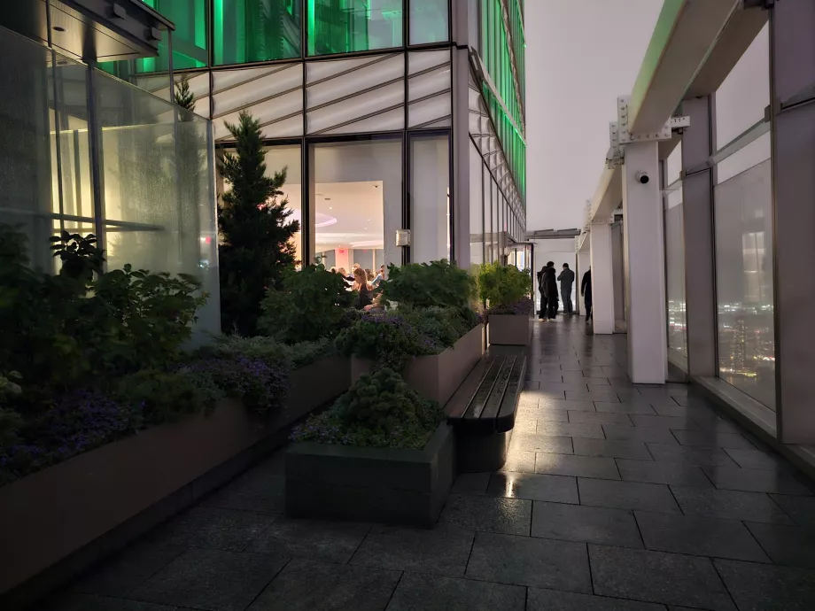 Summit One Vanderbilt, Außenterrasse