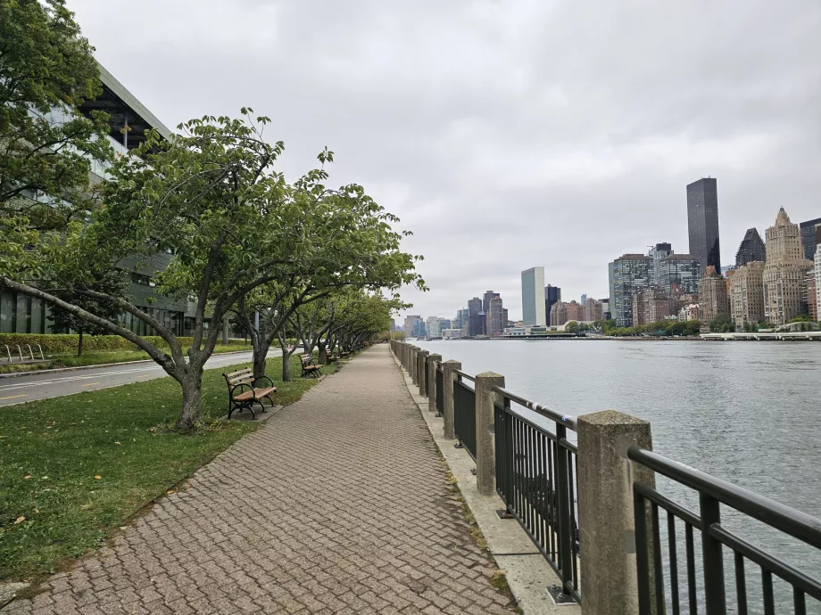 Promenade auf der Roosvelt-Insel
