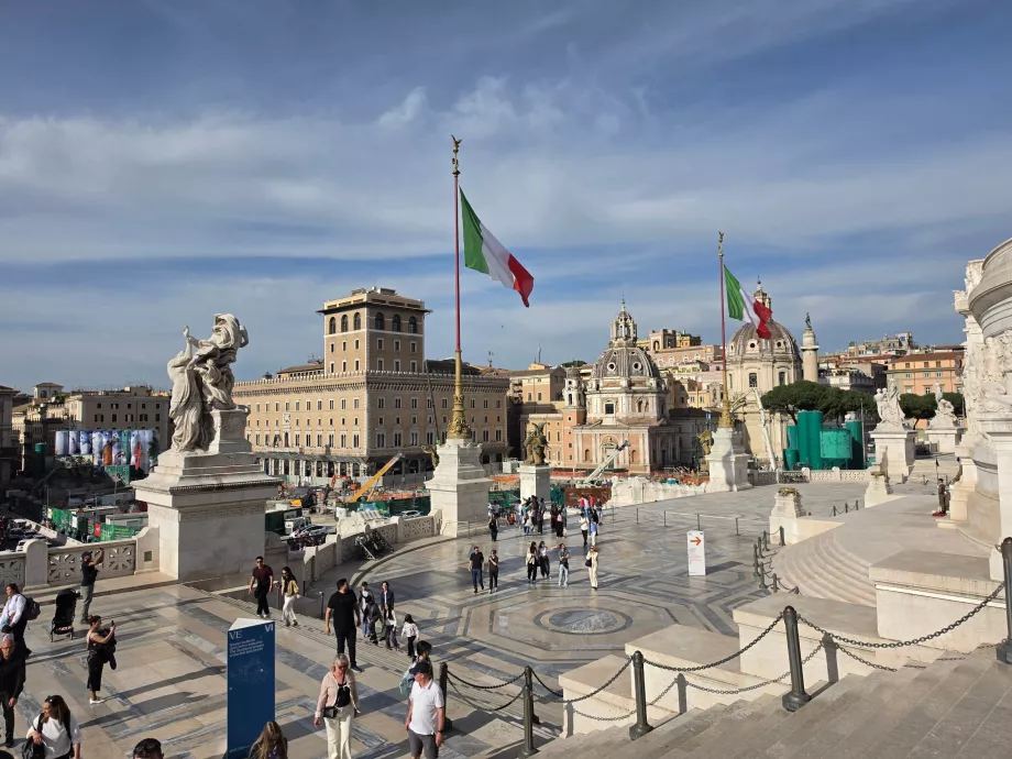 Altare della Patria, kostenloser Teil