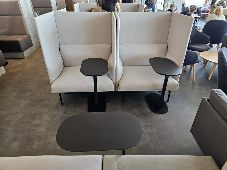 Sitze in der Lounge